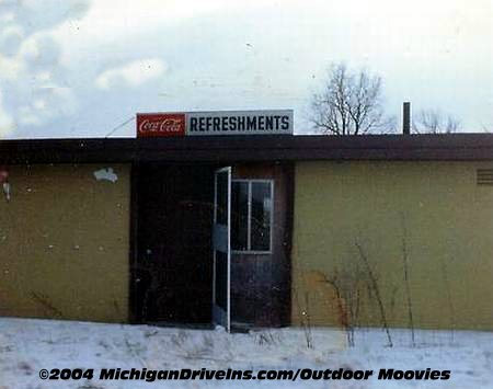 Family Drive-In Theatre - FAMILY SNACK BAR 1980S COURTESY DARRYL BURGESS-OUTDOOR MOOVIES